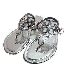 TORY BURCH silver Miller Patent Leather Sandals Flip flops EU 39 US 8.5 NEW
